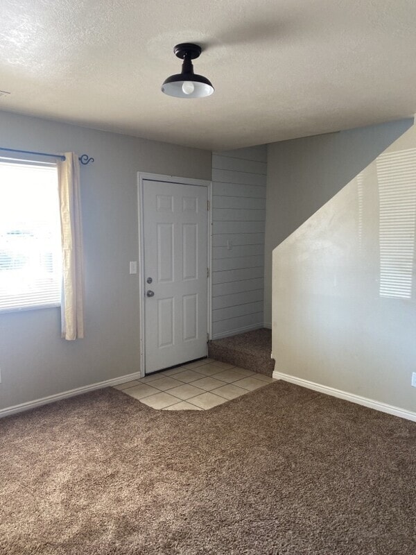 Building Photo - 505 W 350 N
