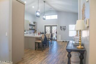 Building Photo - 1066 E Bart St