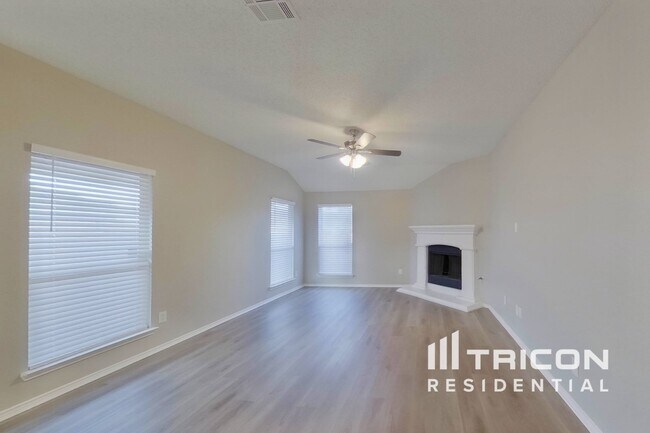 Building Photo - 1317 Harbor Ct