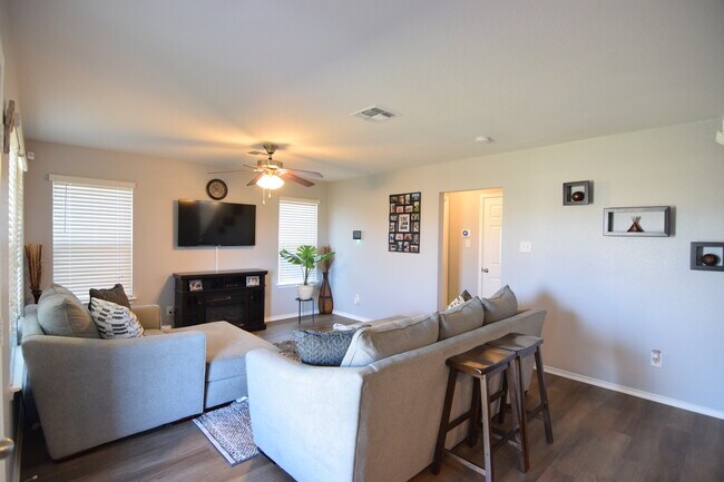 Foto del edificio - 3413 Malmaison Road