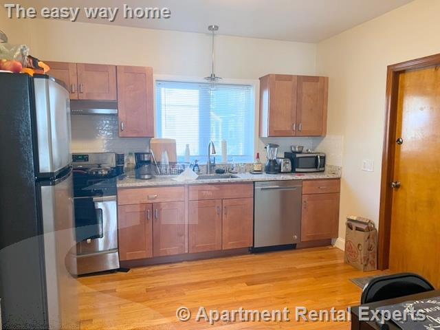 Photo - 17-19 Cutter Ave Unit #1 Apartment