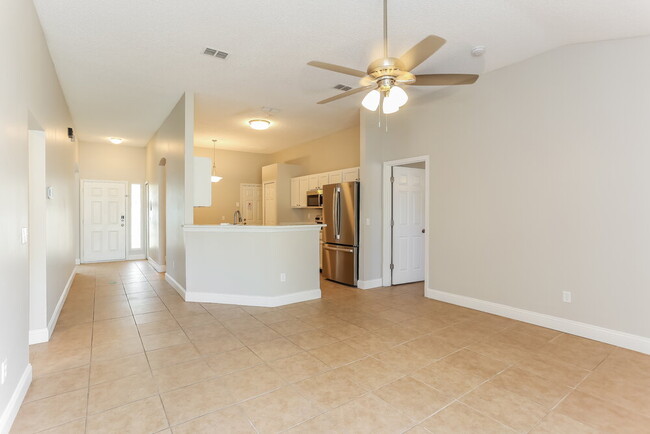 Building Photo - 8077 Welbeck Ln