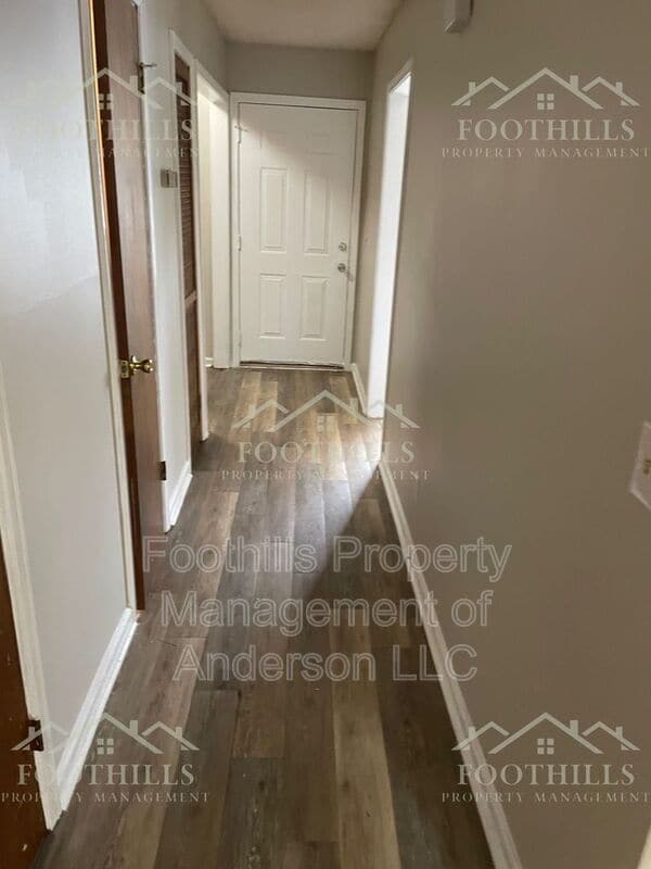 Foto del edificio - 113 Woodland Dr