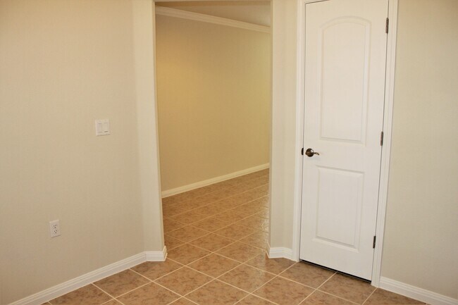 Foto del edificio - 213 Paint Creek Ln