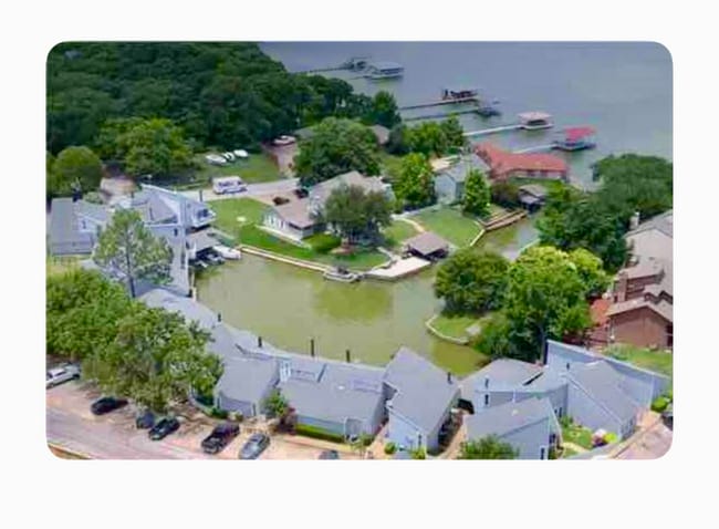 Building Photo - 644 Harbor Dr