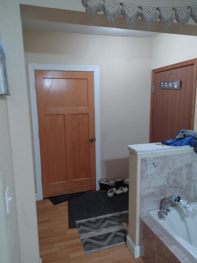 118 Main St E Unit 1204, Wabasha, MN 55981 Room for Rent in Wabasha