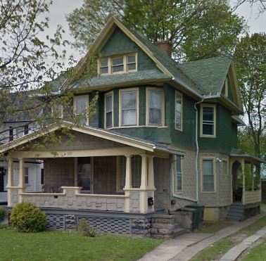Building Photo - 271 Kenwood Ave
