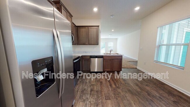 Foto del edificio - 270 Aralia Ln