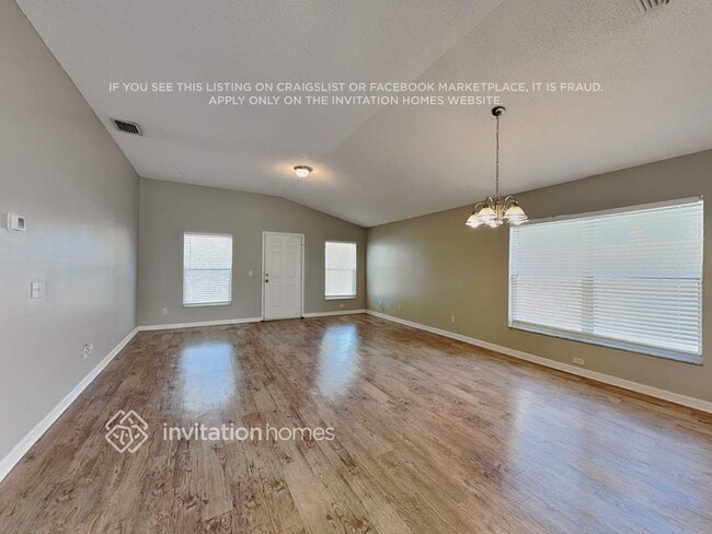 Building Photo - 2030 Stratford Pointe Dr