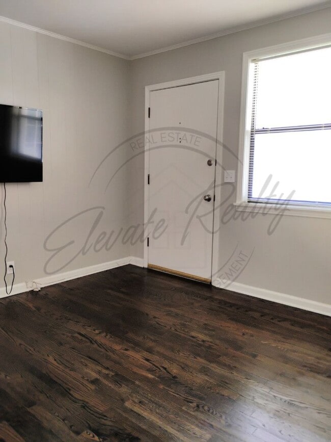 Foto del edificio - Charming Two Bedroom in Triplex in Goodlettsville!