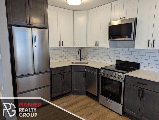 Foto del edificio - 6040 N Sheridan Rd