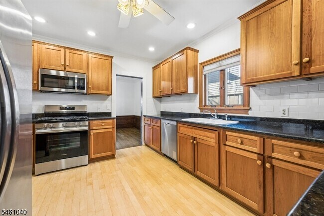 Foto del edificio - 44 Walnut Crescent