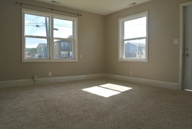 Foto del edificio - 18thBay9517