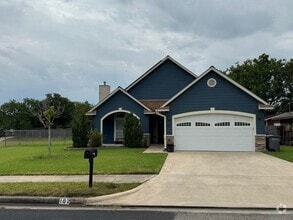 Building Photo - 102 Lexington Ln