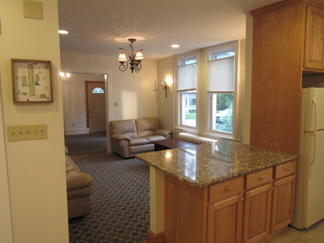 Foto del edificio - 480 Quigley Ave