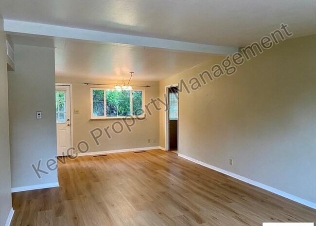 Foto del edificio - 711 W Prospect Rd