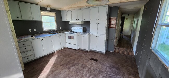 Foto del edificio - 89 Bud Rd