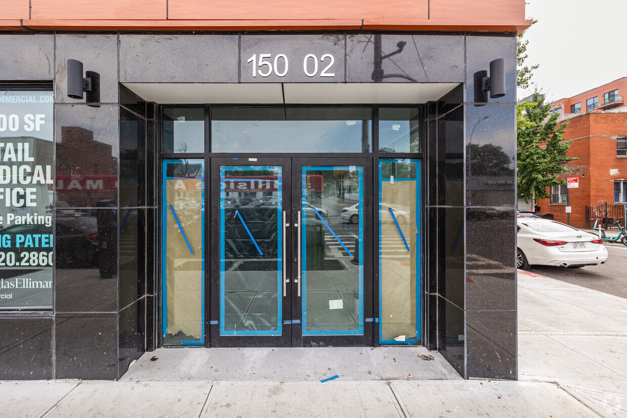 Entrance - 15002 Hillside Ave