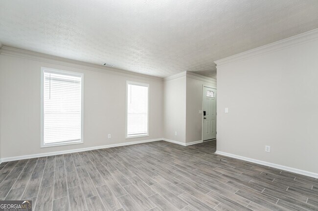 Foto del edificio - 2119 Silva Way