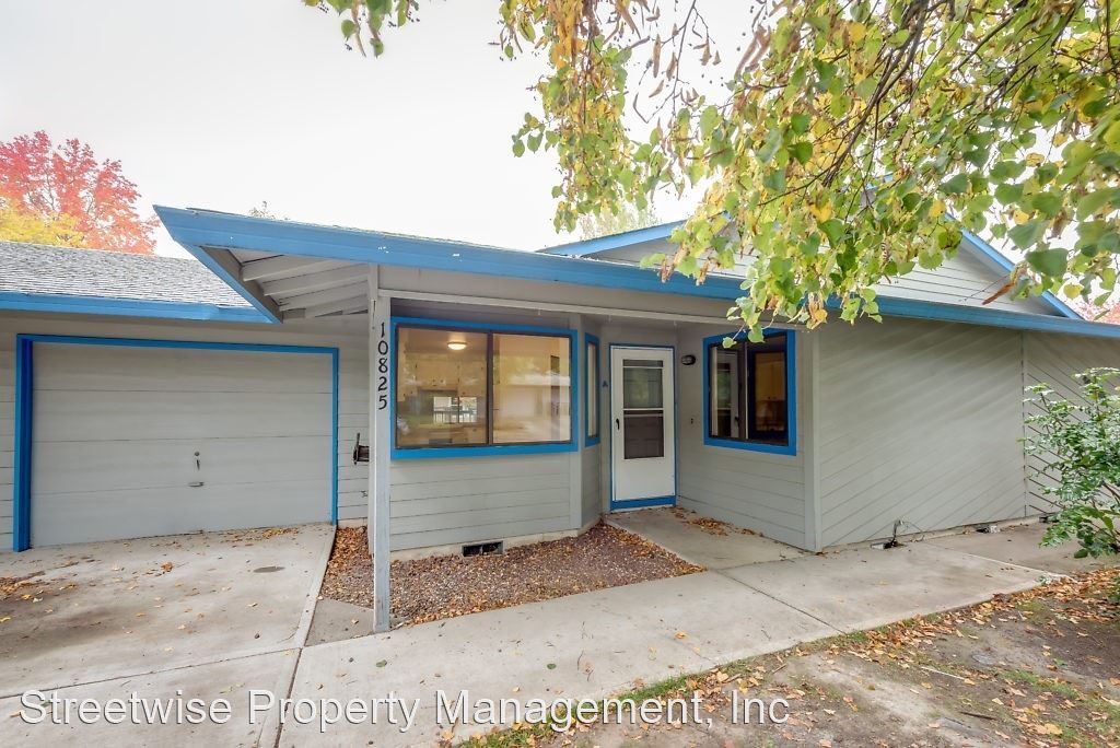 Primary Photo - 10825 SW Garden Park Pl