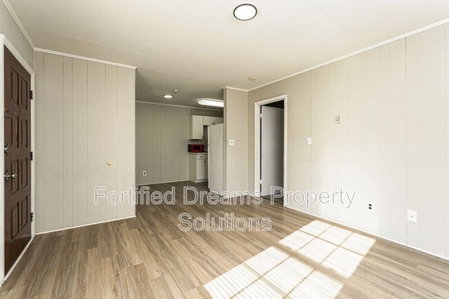 Building Photo - 3980 Bradford Ct