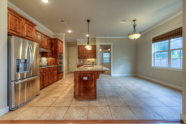 Building Photo - AVAILABLE MARCH: 2008 Construction 4 bed /...