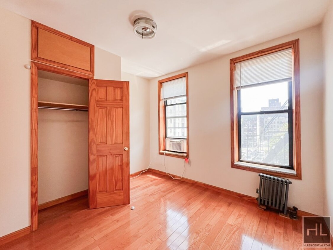 Henry Street - Room For Rent In New York, Ny 