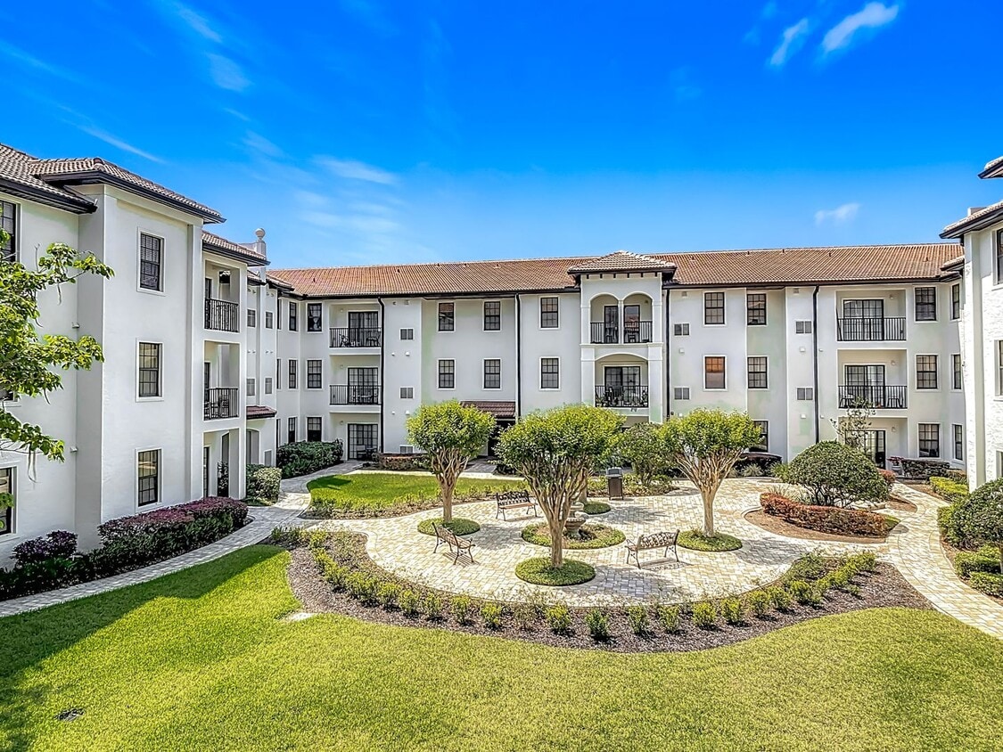 Photo - 5550 E Michigan St (Orlando, FL)