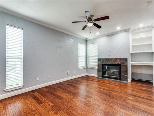 Building Photo - 2209 Park Hill Dr