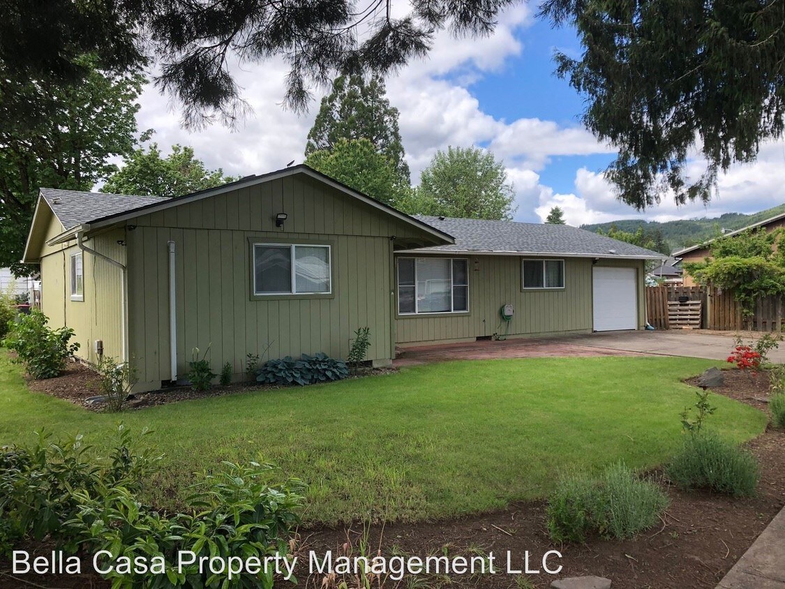 326 NW Washington St, Sheridan, OR 97378 House Rental in Sheridan, OR