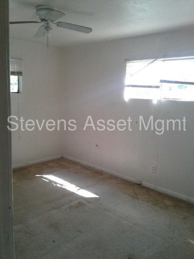 Building Photo - ***WEST GATE TERRACE SUBDIVISION*****