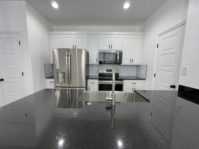 Foto del edificio - 3307 Collin St