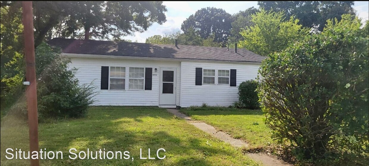 Foto principal - 3 br, 3 bath House - 1443 Salton Drive