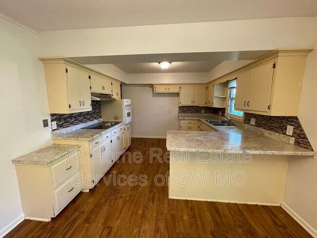 Foto del edificio - 2010 E Rosebrier St