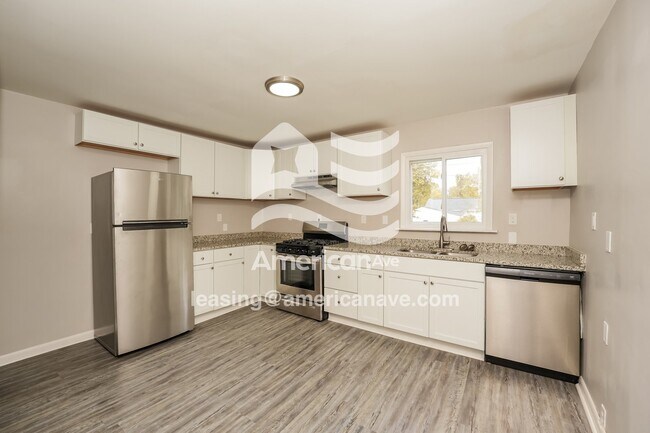 Foto del edificio - 5295 Liberty Ave