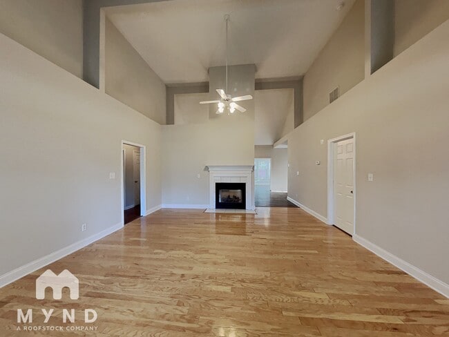 Building Photo - 4075 Springvale Way