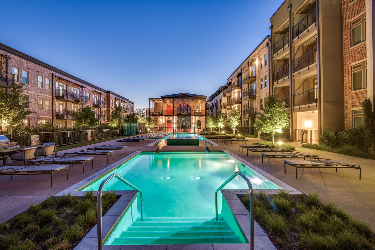 The Brickyard Apartments & Townhomes Apartments Farmers Branch, TX