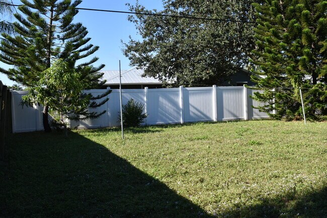 Foto del edificio - 1050 SE Euclid Ln