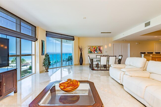 Foto del edificio - 801 Briny Ave