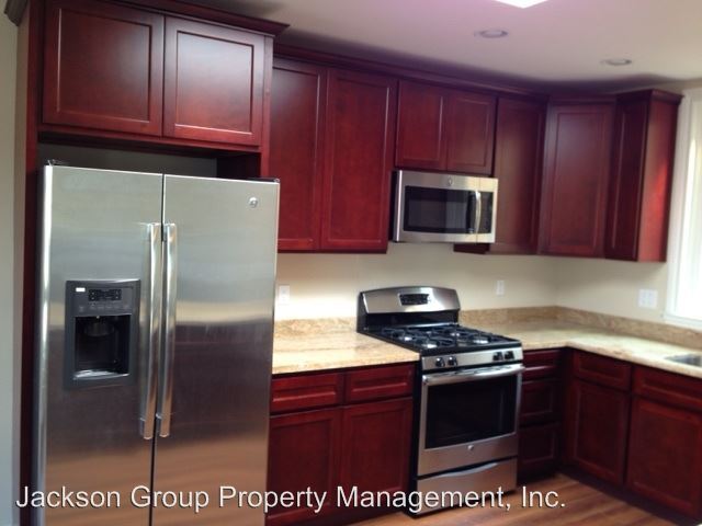 Foto del edificio - 3 br, 2 bath House - 380 Monticello Street