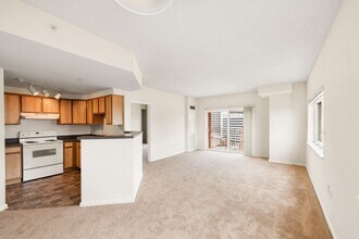 The Centerpoint Apartments photo'