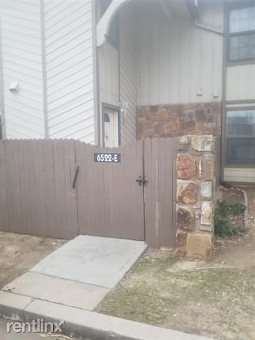 Primary Photo - 6522 S Memorial Dr