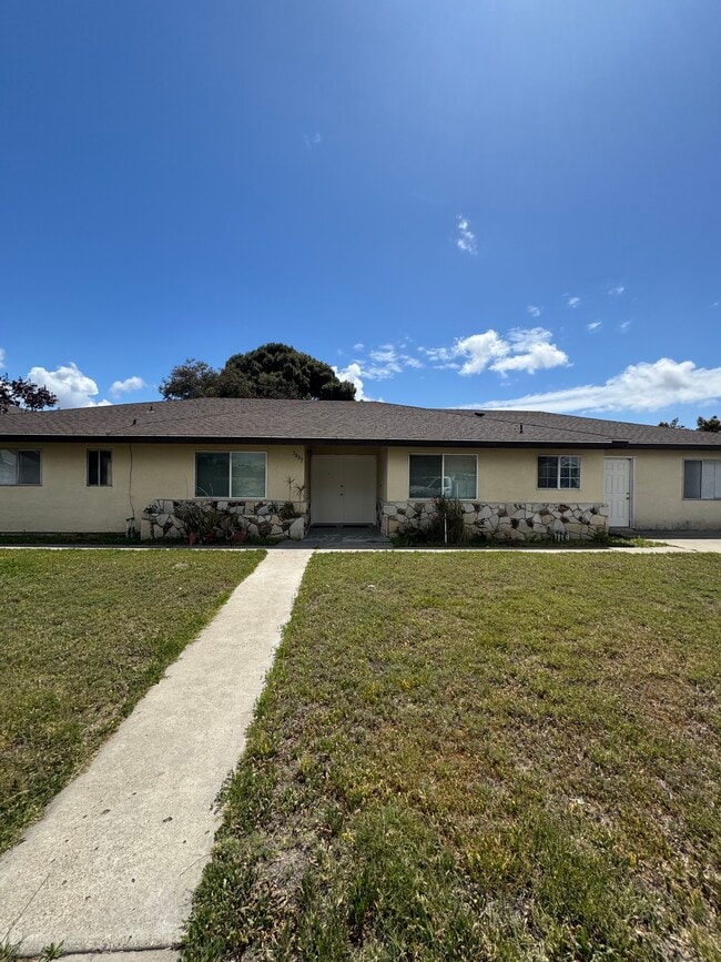 Exterior - 5805 Alta Vista Ave