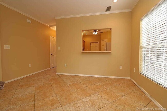 Foto del edificio - Brookshire 1315/1317