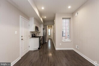 Building Photo - 237 S 45th St