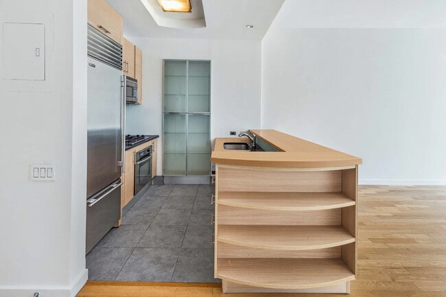 Photo - 325 5th Ave Apartment