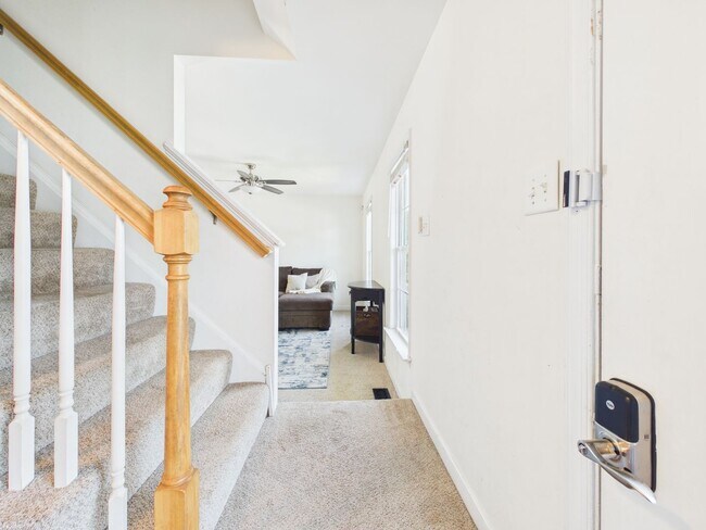 Foto del edificio - 12625 Summerhouse Ln
