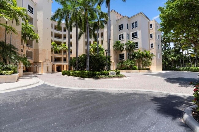 Building Photo - 703 Crandon Blvd