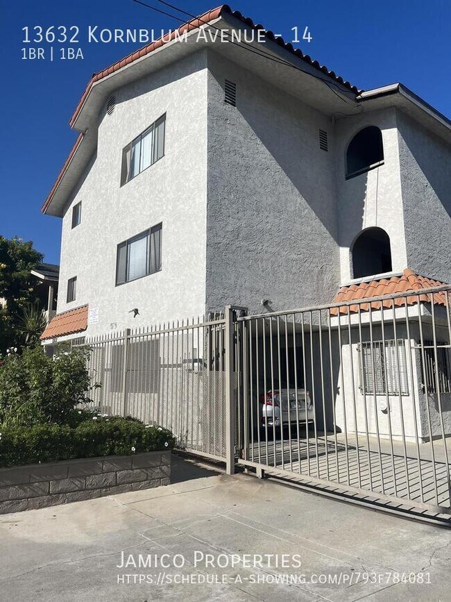 Foto del edificio - 13632 Kornblum Ave.
