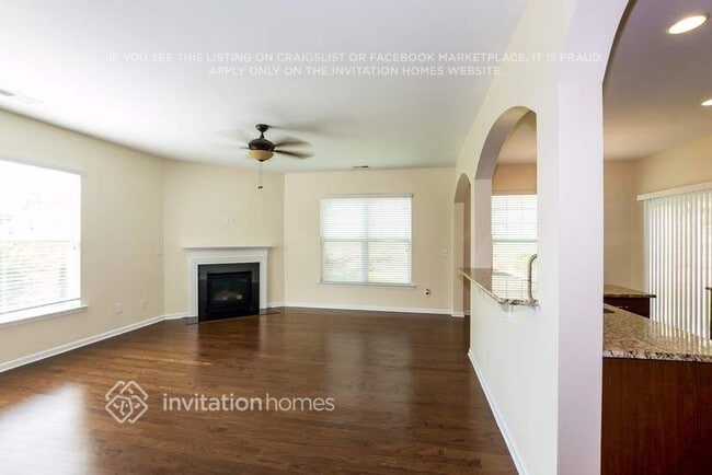 Building Photo - 6036 Thorburn Way